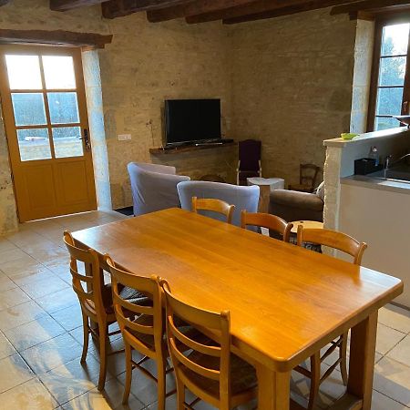 Notre Petite Maison Dans La Prairie Saint-Germain-du-Bel-Air Bagian luar foto